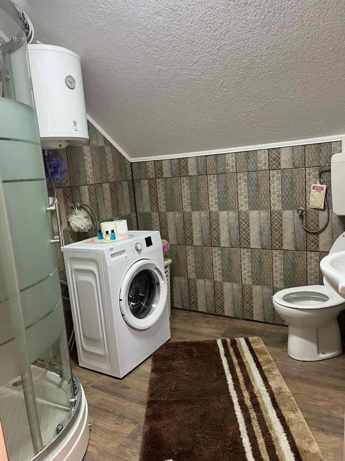 Apartman Salus Tuzla Luaran gambar