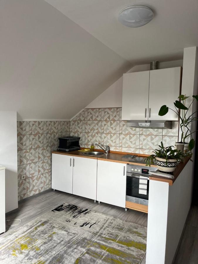 Apartman Salus Tuzla Luaran gambar